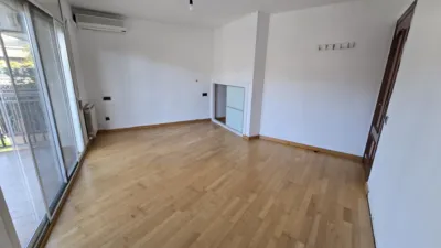 Apartment on Av. Estatut photo 4