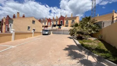 Townhouse in Urbanización - La Noria photo 13