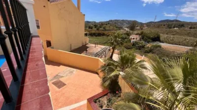 Townhouse in Urbanización - La Noria photo 5