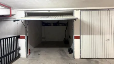 Garaje en venta en Avenida de Juan Carlos I - Vista 2