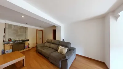 Flat on Carrer Nabril Baix photo 3