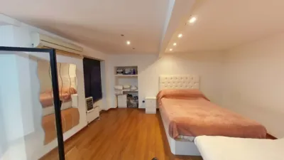 Flat on Carrer Nabril Baix photo 12