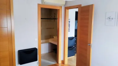 Flat on Calle de Palas de Rey photo 17