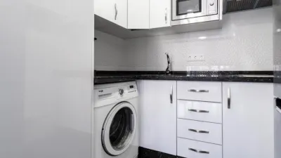 Studio for sale on Jacinto Benavente Street photo 13