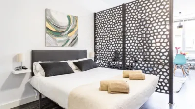 Studio for sale on Jacinto Benavente Street photo 8