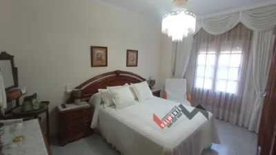 Chalet in Plaza de Rogelio Pomares Velázquez photo 9