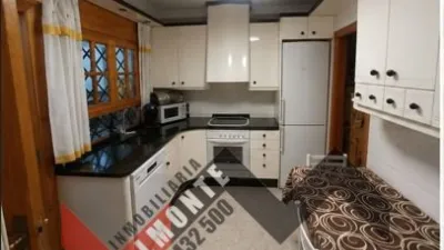 Chalet in Plaza de Rogelio Pomares Velázquez photo 2