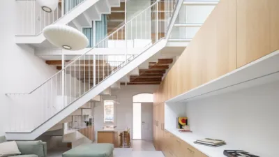 Terraced house in Centre photo 2