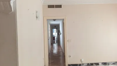 Piso en alquiler en Calle Asunción, 30, cerca de Calle Virgen de Regla, Los Remedios (Distrito Los Remedios. Sevilla Capital) de 2.000 €<span>/mes</span>
