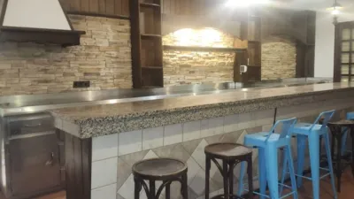 Local comercial en venta en Freixeiro - Más