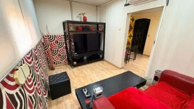 Apartment on Carrer del Mossèn Antoni Solanas photo 4