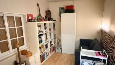 Apartment on Carrer del Mossèn Antoni Solanas photo 3