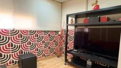 Apartment on Carrer del Mossèn Antoni Solanas photo 11