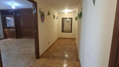 Flat on Albareda Street photo 2
