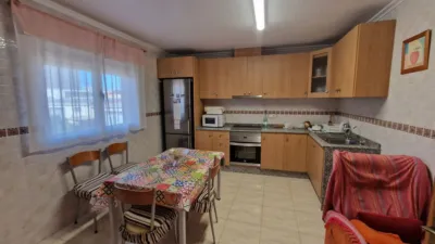 House in the Center photo 11