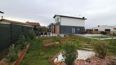 Chalet on Ilarraza Street photo 5