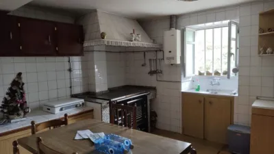 Stone house with 2 floors in Linares, (Brion). The ground floor is used as a cellar or stables. The upper floor has a wood-burning kitchen, living room, dining room, bathroom and bedroom. Uralite roof with iron beams and wooden panels. Very quiet area. It has a granary, cellar and land. 3 km from San Felipe Castle and Cariño beach, and 10 km from Ferrol. Storage room. The sale price does not include taxes (ITP/AJD) nor Notary or Land Registry fees. REQUEST Detailed Information Sheet for the property Note: The information contained in this advertisement is purely informative and indicative, lacking contractual value. Data, areas, features, price and other information may be subject to possible errors, omissions, modifications or withdrawal of the property from the market without prior notice. photo 2