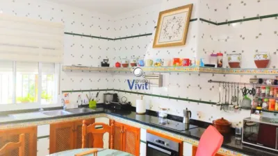Chalet in Urbanizations - El Socorro photo 13