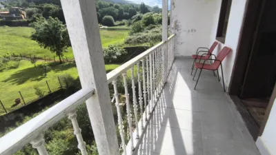 Flat in Limpias photo 2