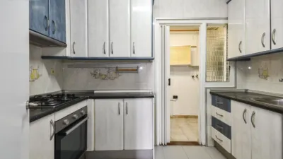 Flat in Carrer de Roca i Roca photo 2