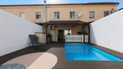 Terraced house on Conchita Badia Street photo 2