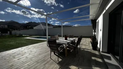 Chalet on Manuel Aleixandre Street photo 15