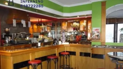 Local comercial en venta en Esteiro - Vista 2