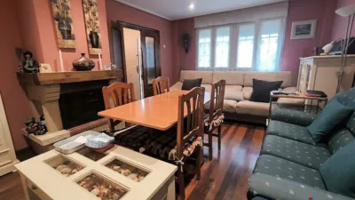 Semi-detached house in Junta de Voto photo 9