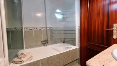 Semi-detached house in Junta de Voto photo 29
