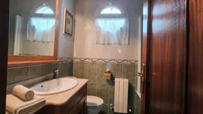 Semi-detached house in Junta de Voto photo 31