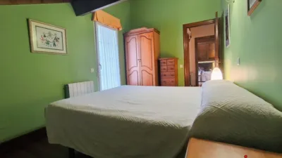 Semi-detached house in Junta de Voto photo 23