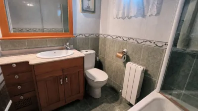 Semi-detached house in Junta de Voto photo 30
