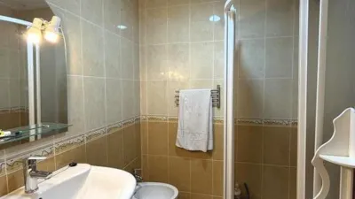 Apartment on Madre Elisea Street photo 4