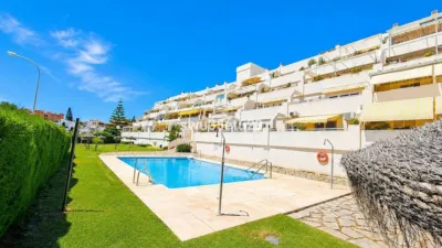 Top-floor apartment on Calle Castillo de Sohail photo 11