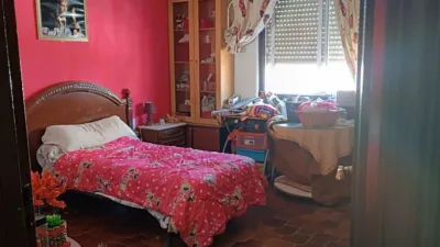 Apartment in Linares photo 3