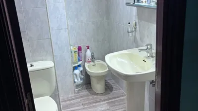 Apartment for sale on Avda. Barcelona photo 11