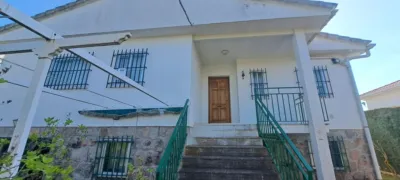 Chalet on Calle Alto de Santa Ana photo 3