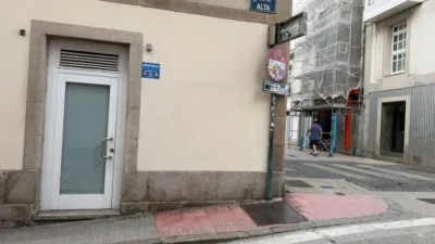 Local comercial en alquiler en Calle Alta - Vista 2