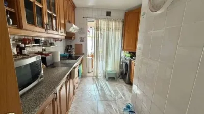 Flat on Carrer de Costabona photo 3