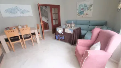 House in the Centre photo 4