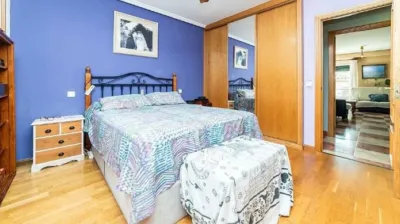 Flat on Carrer Providència photo 9