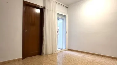 Apartment in La Gavarra - Avd del Parque photo 8