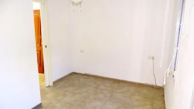 Apartment on Francisco Muñoz Kirri Street photo 18
