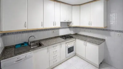 Apartment on Avinguda de l'Albir, 67 photo 3