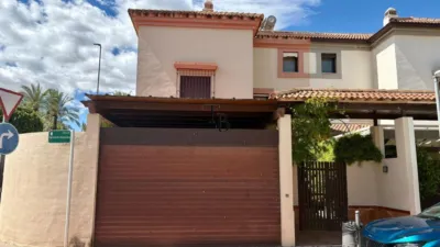 Chalet on Ignacio Garrido Street, No. 1 photo 97