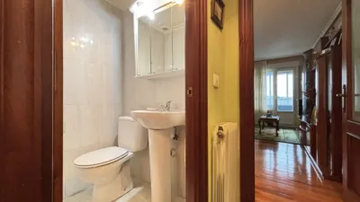 Apartment in Txurdinaga photo 17