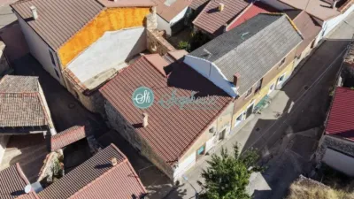 House in Fuentesoto photo 9