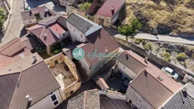 House in Fuentesoto photo 7