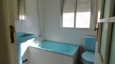Apartment on Calle del Pisuerga photo 12