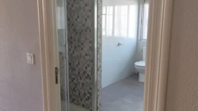 Apartment on Calle del Pisuerga photo 10
